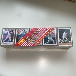 LOT OF 750 Sealed BASEBALL CARDS. DONRUSS, FLEER, SCORE, TOPPS, UPPER DECK .